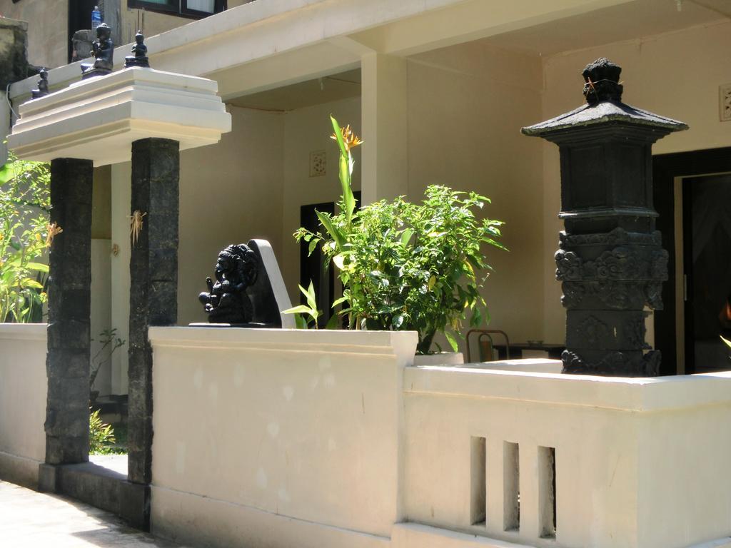 Latugu Homestay Ubud ภายนอก รูปภาพ